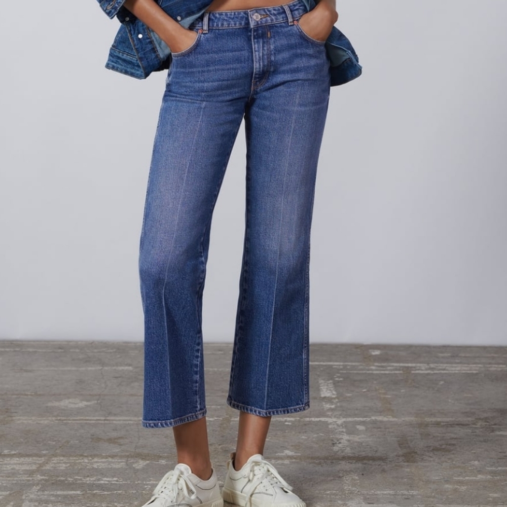 Zara Cropped Flared Jeans size 10